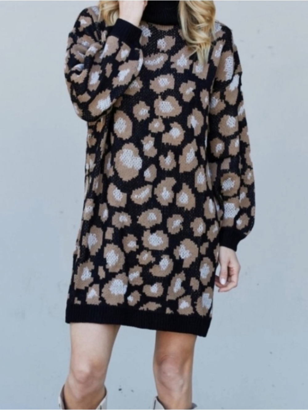 Sweet Lovely by Jen turtleneck Warm Black Tan Animal Print Sweater Dress sz M/L